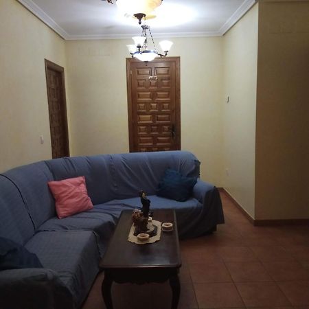 Hostal Restaurante Raton Paredes de Nava Kültér fotó